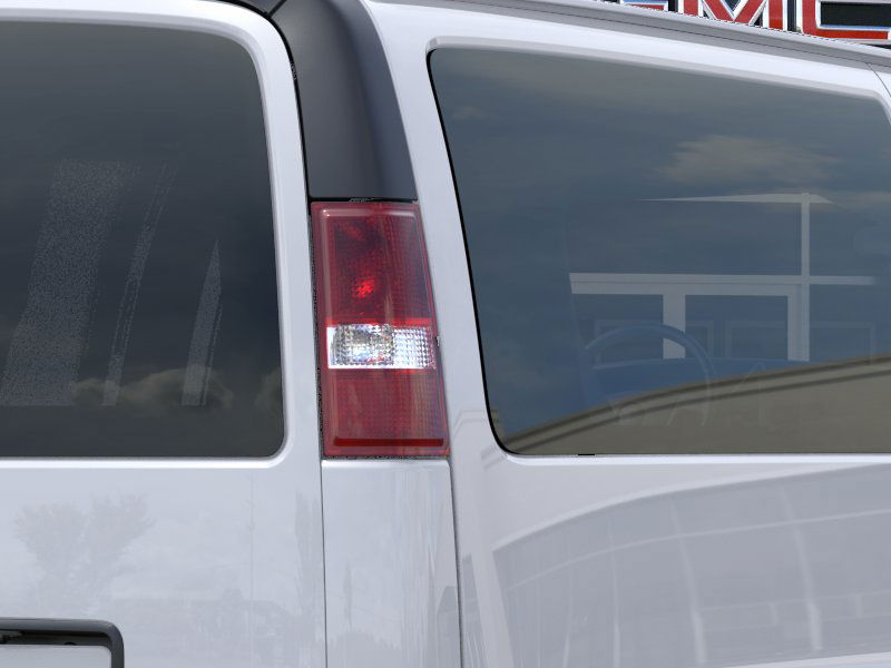 New 2025 Summit White GMC Work Van image 11