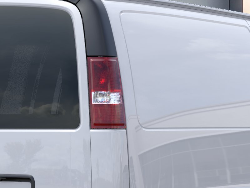 2025 GMC Savana Cargo Work Van - Photo 35