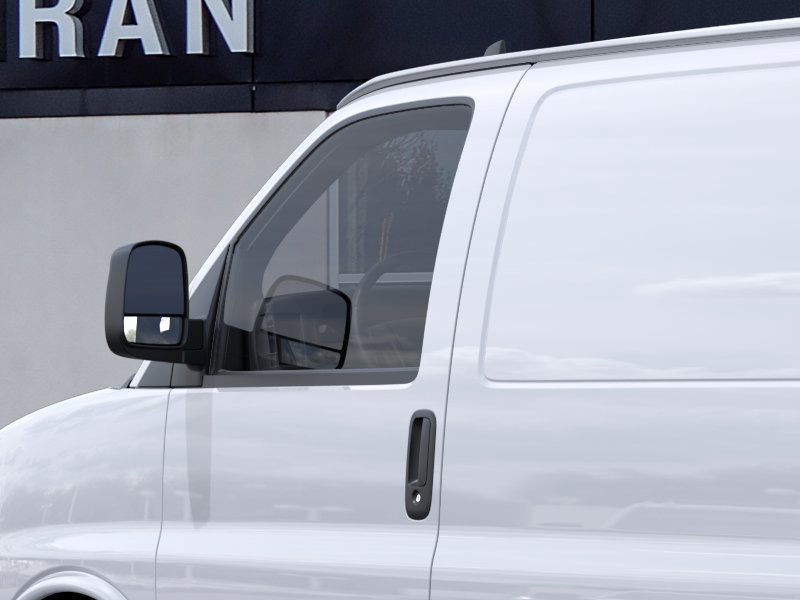 Savana Cargo 3500 w/Extended Wheelbase