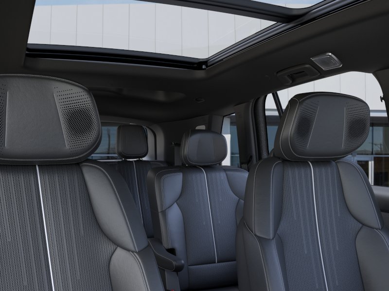 2027 Cadillac VISTIQ Sport - Photo 24