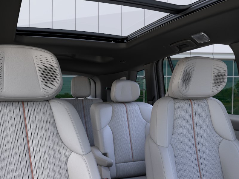 2026 Cadillac VISTIQ Sport - Photo 48
