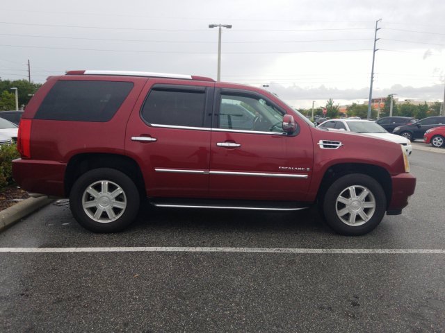Pre-Owned 2009 Cadillac Escalade