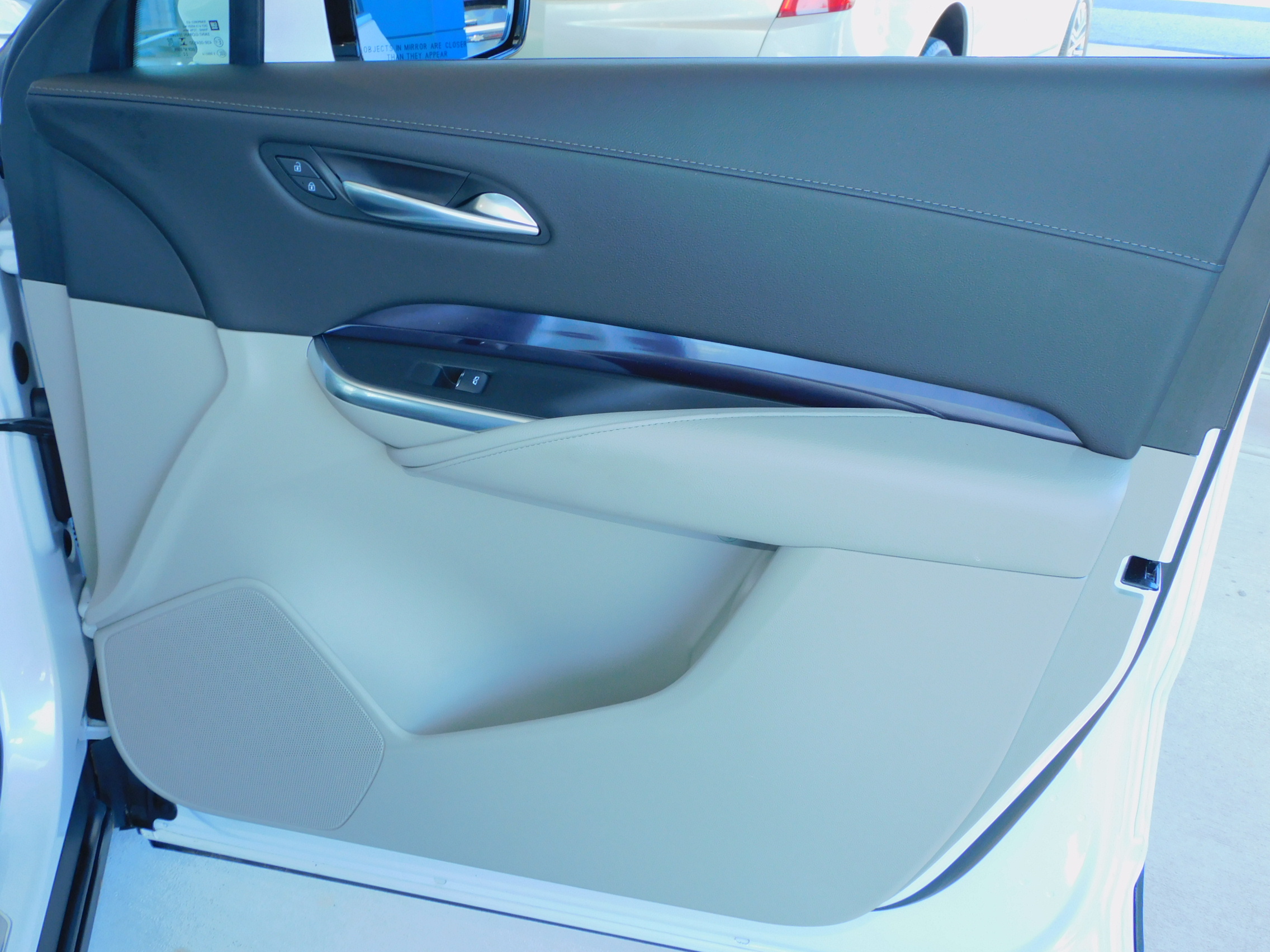2023 Cadillac XT4 Luxury photo 24