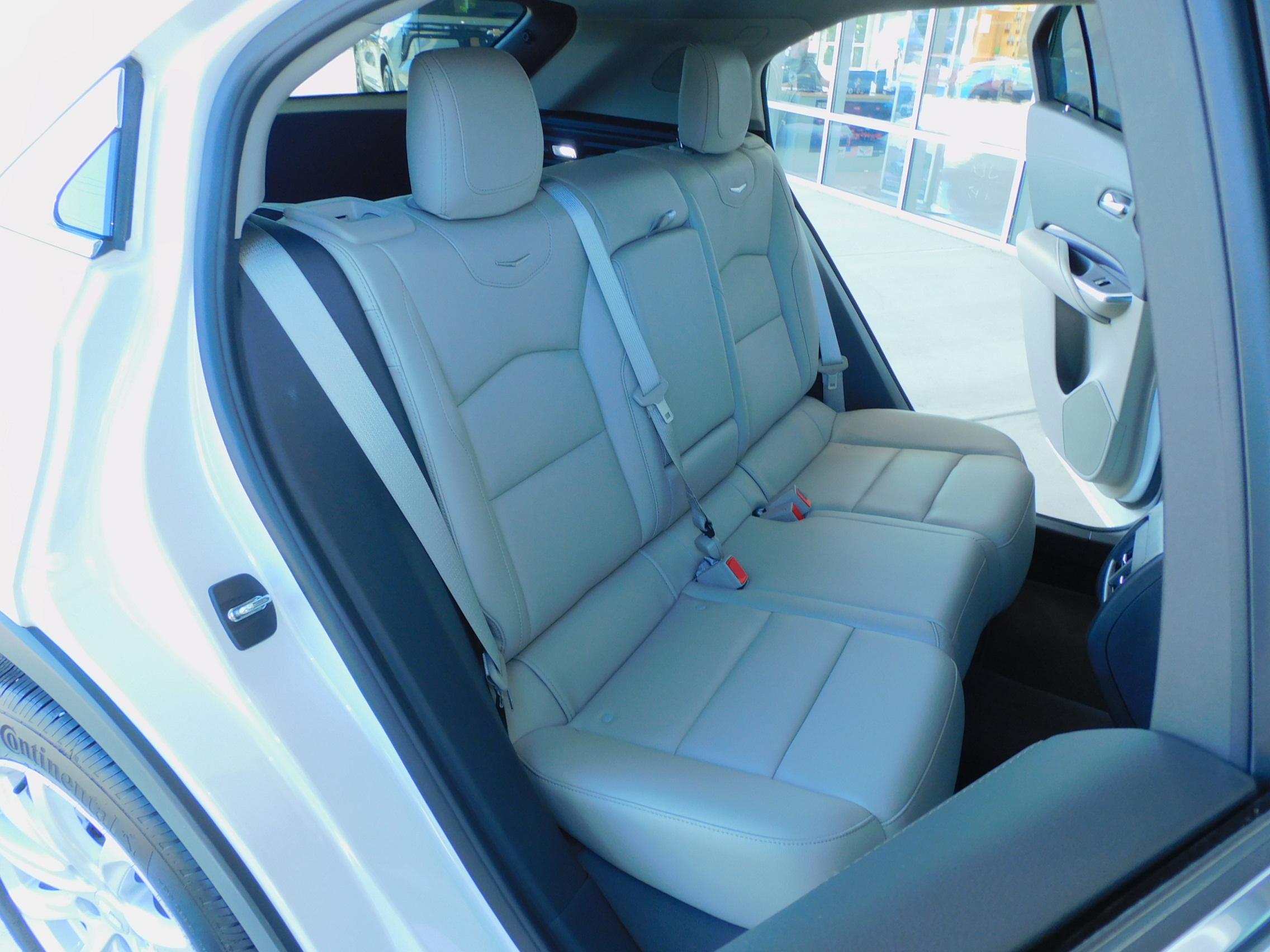 2023 Cadillac XT4 Luxury photo 23