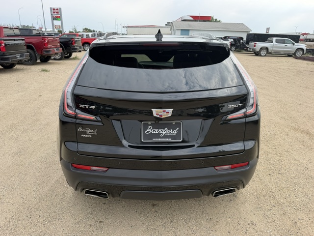 2023 Cadillac XT4 Sport - Photo 6