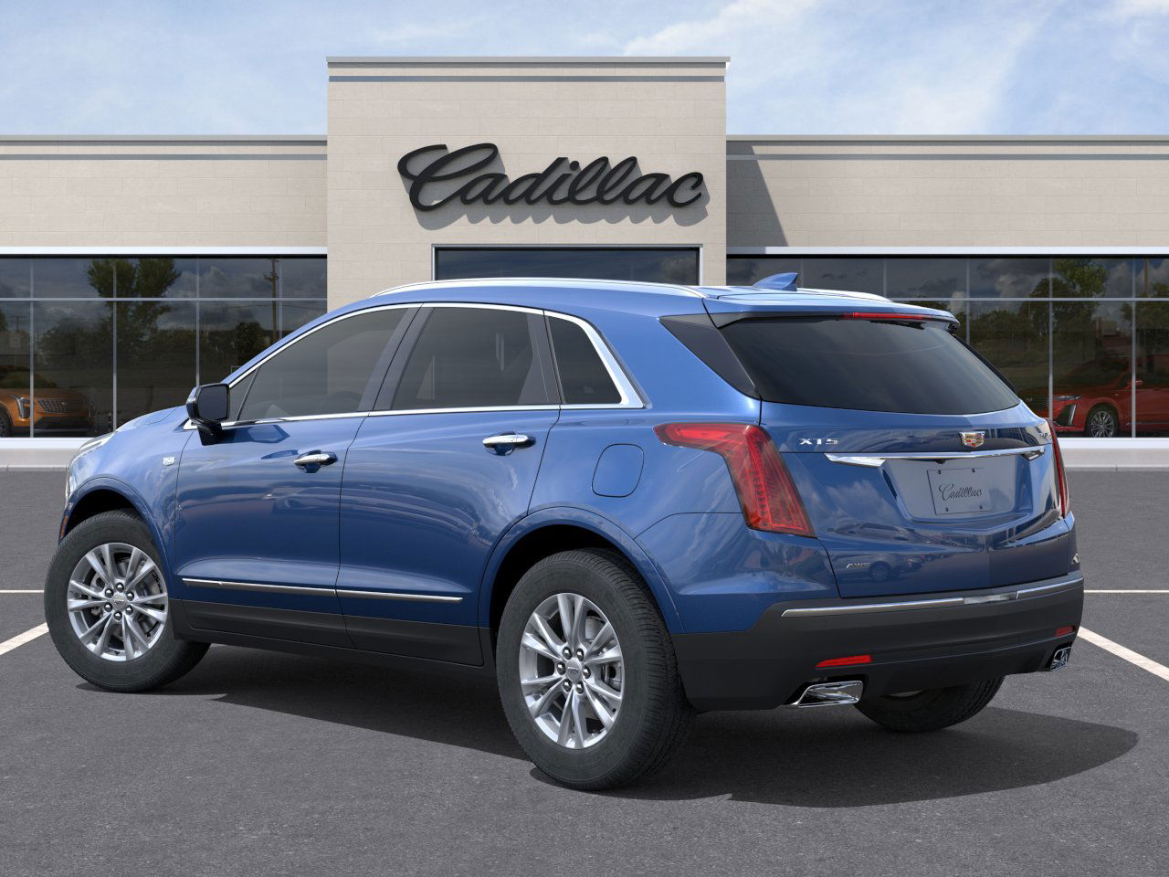 2025 Cadillac XT5 Luxury photo 2