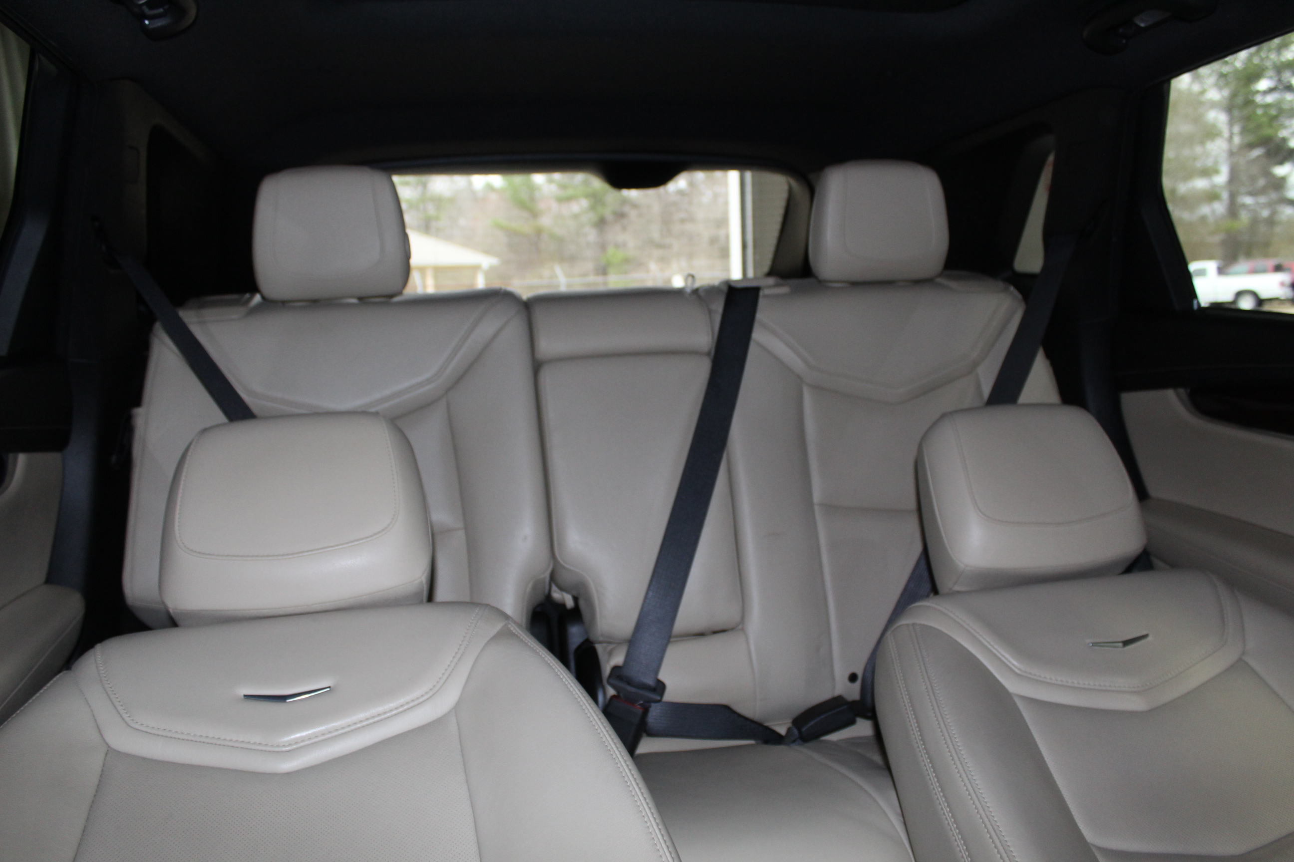 Used 2017 Cadillac XT5 Premium Luxury with VIN 1GYKNCRS7HZ108164 for sale in Hamilton, AL