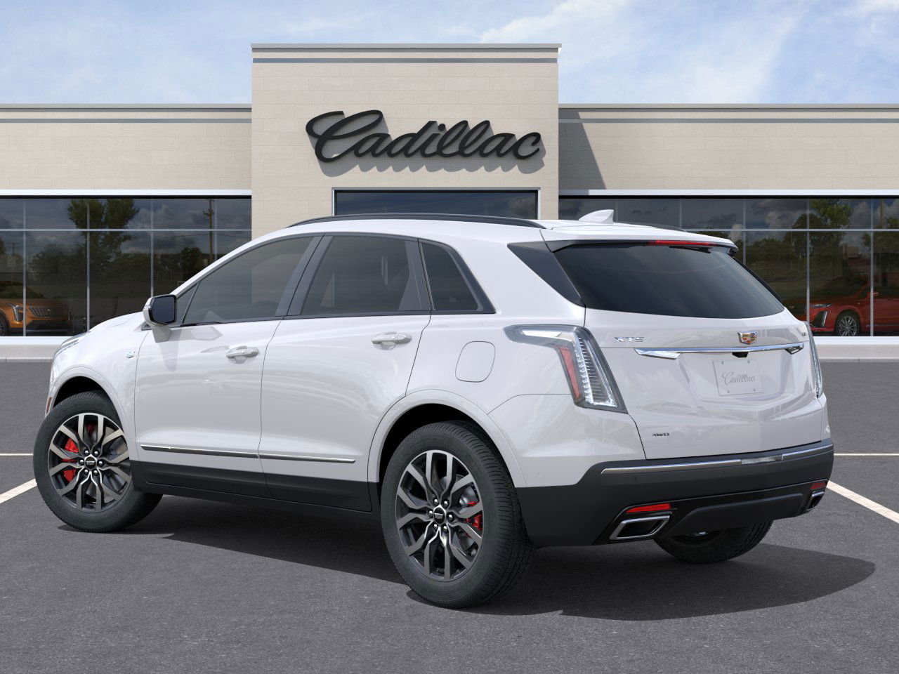 2025 Cadillac XT5 Sport photo 2