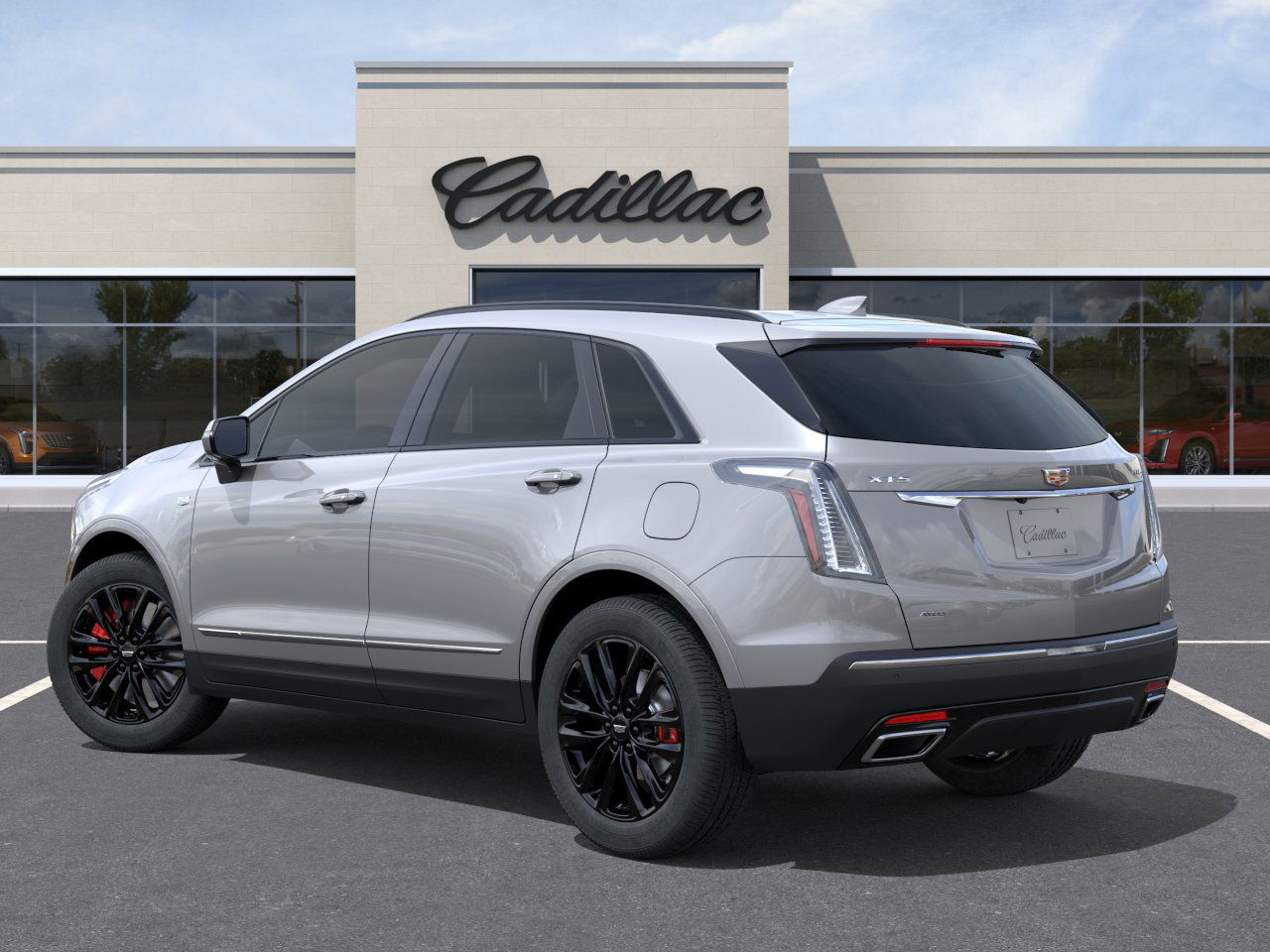 2025 Cadillac XT5 Sport photo 2