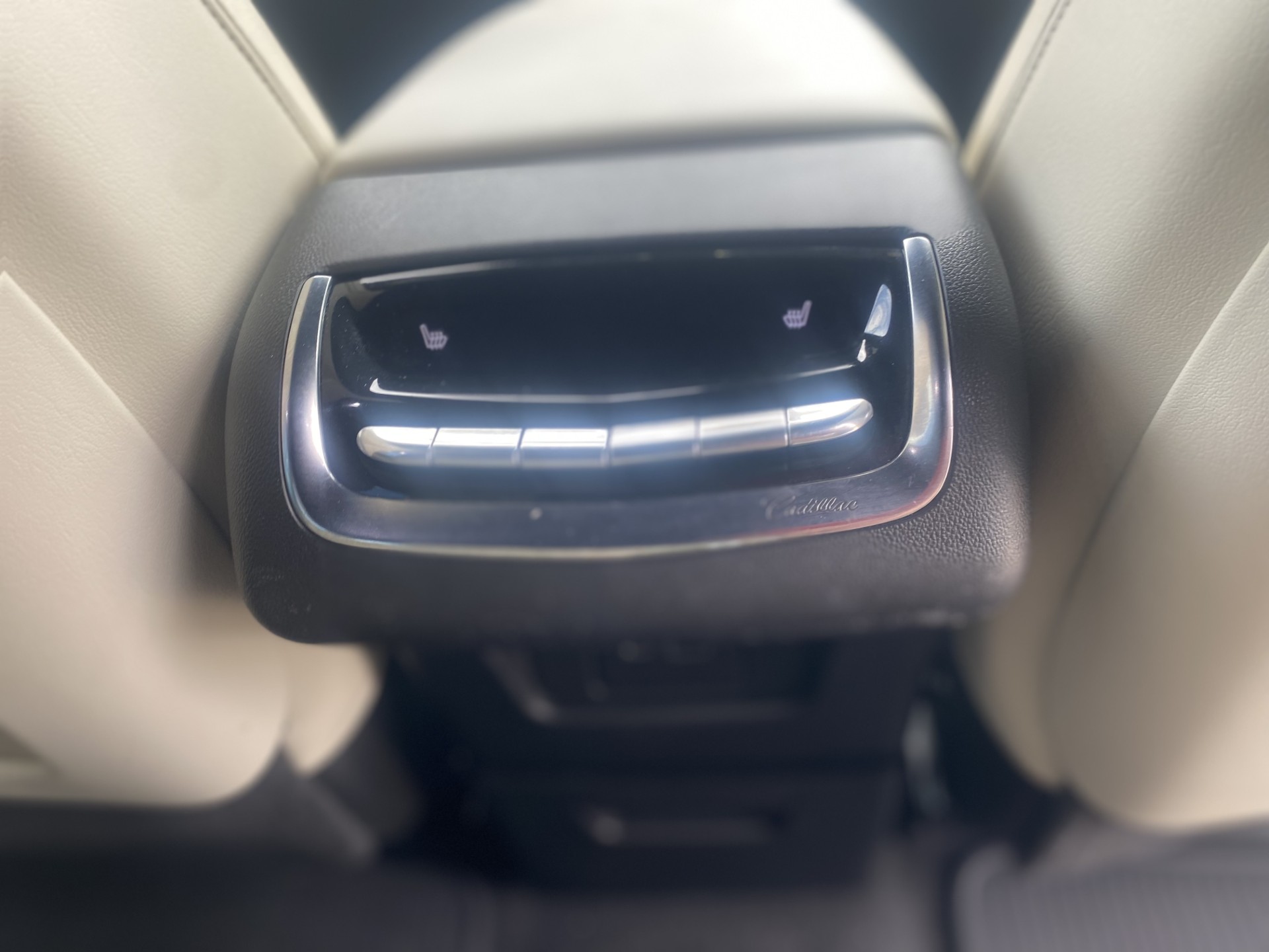 2023 Cadillac XT6 Sport - Photo 13