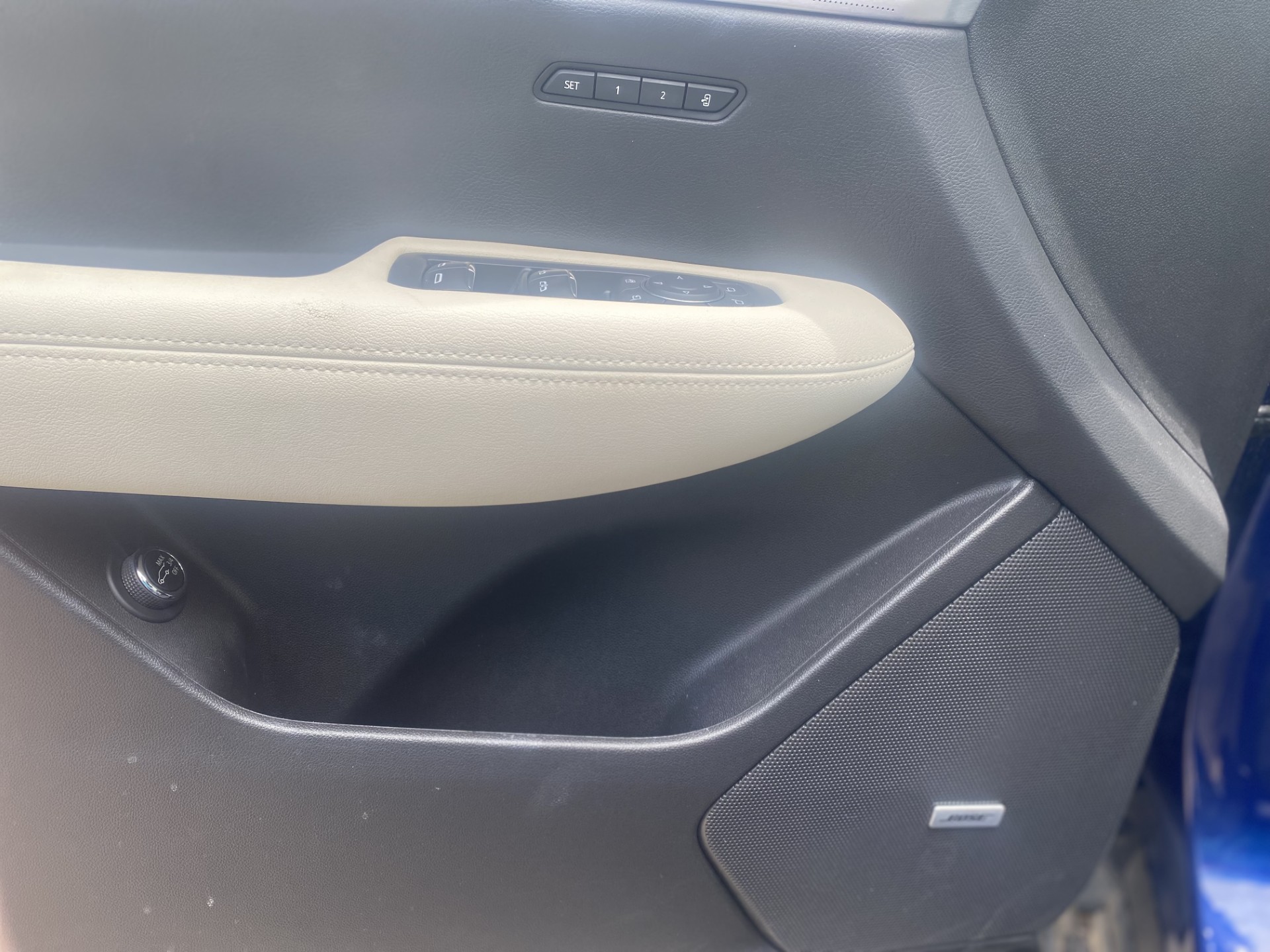 2023 Cadillac XT6 Sport - Photo 16