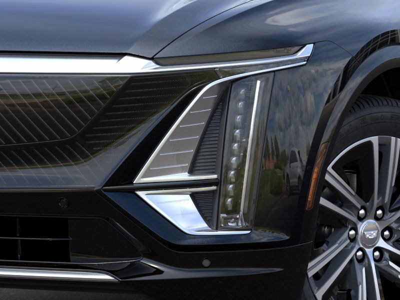 2025 Cadillac Lyriq Luxury photo 25