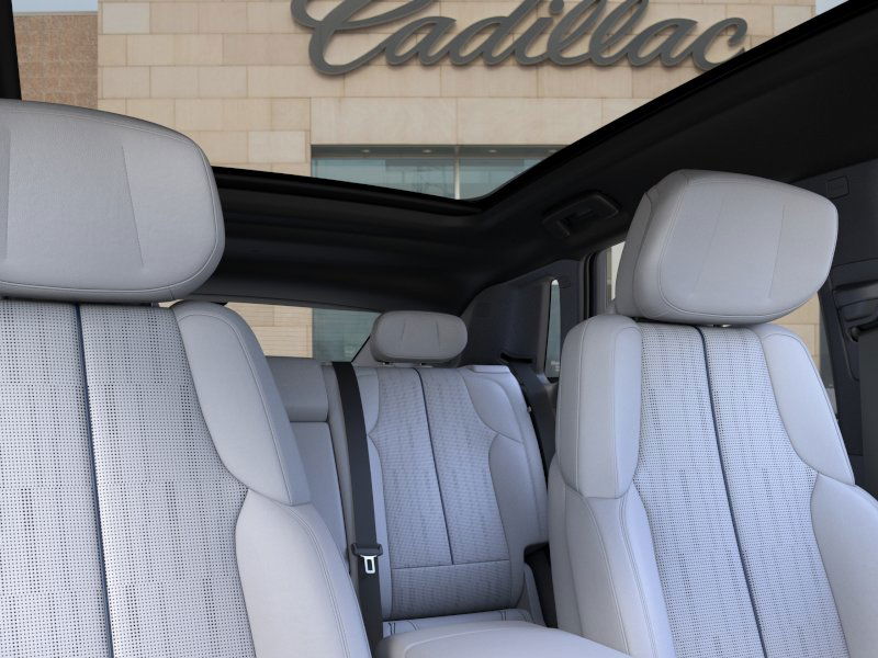 2025 Cadillac LYRIQ Luxury 1 - Photo 24
