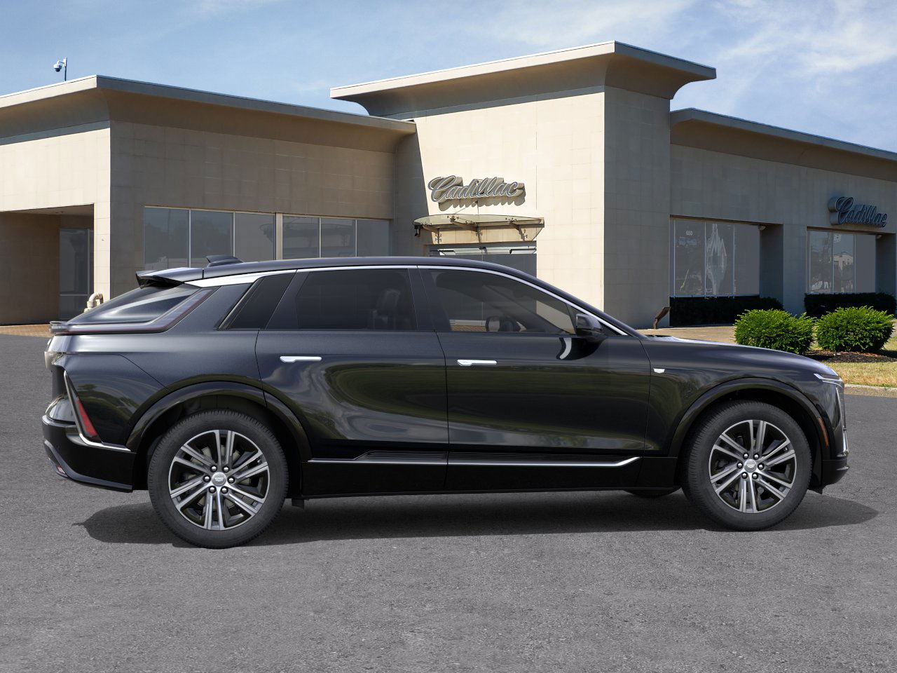 2026 Cadillac Lyriq Luxury photo 2