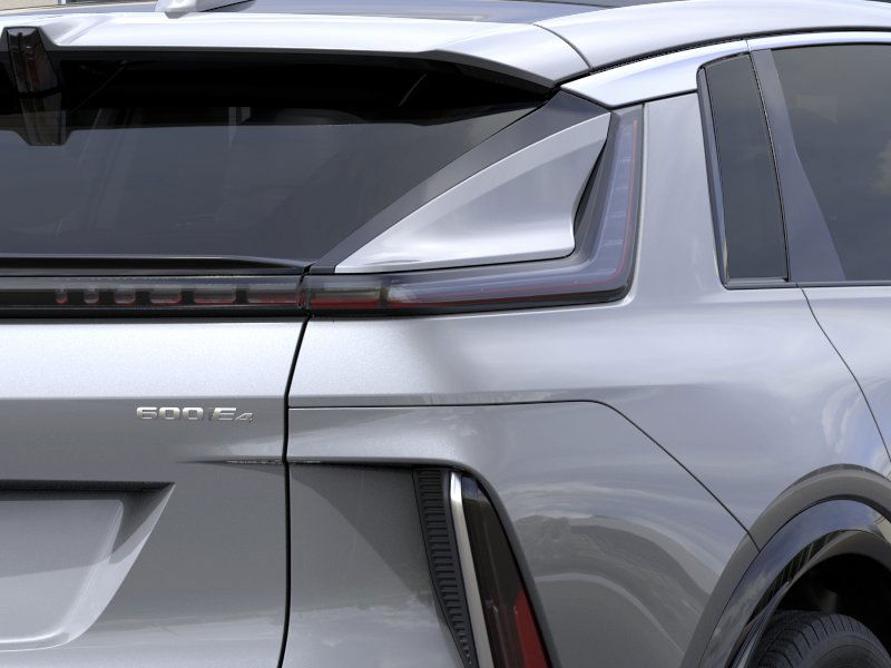 2025 Cadillac Lyriq Luxury photo 8