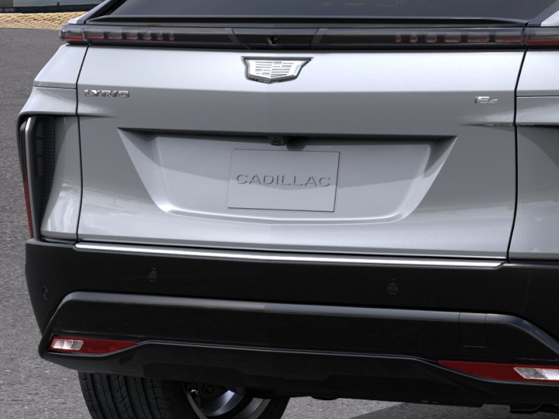 New 2027 Argent Silver Metallic Cadillac Signature Luxury image 38