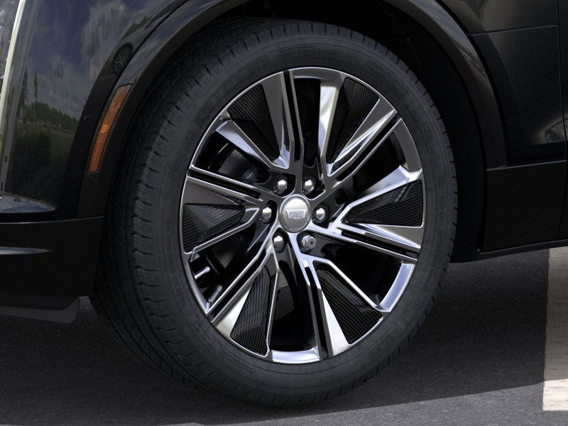 2025 Cadillac Lyriq Luxury photo 4