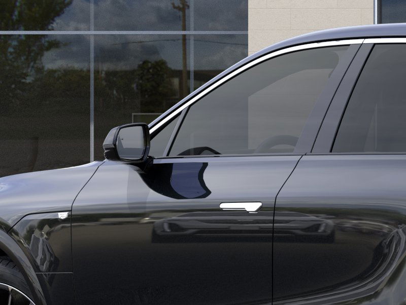 2025 Cadillac Lyriq Luxury photo 12