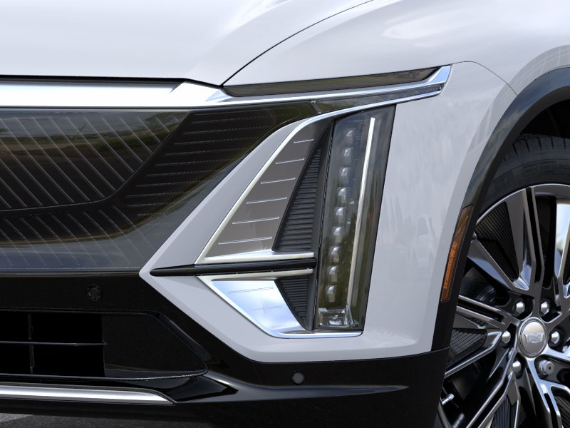 New 2026 Vibrant White Tricoat Cadillac Signature Luxury image 34