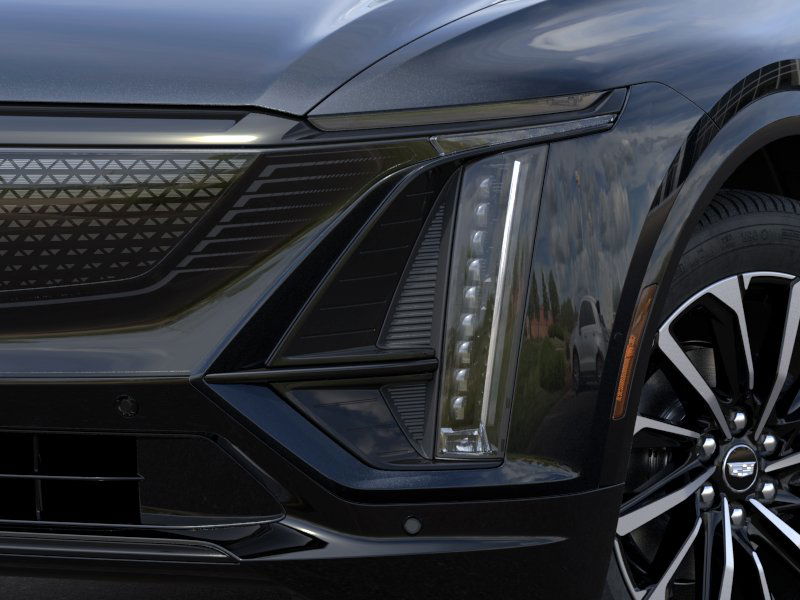 2025 Cadillac Lyriq Sport photo 38