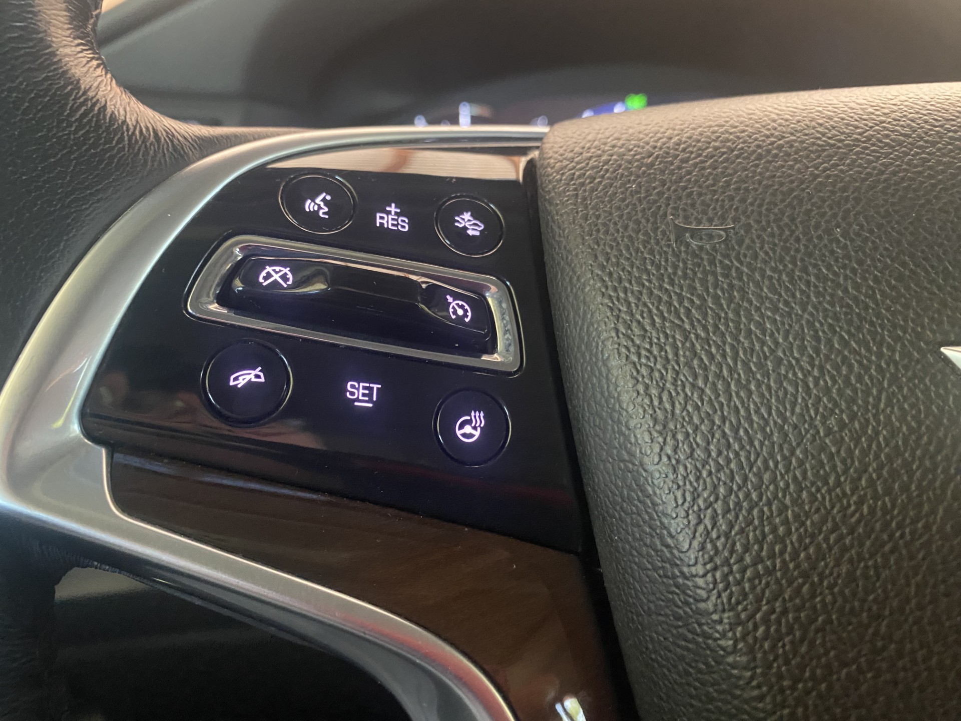 Used 2019 BLACK RAVEN Cadillac Premium Luxury image 24