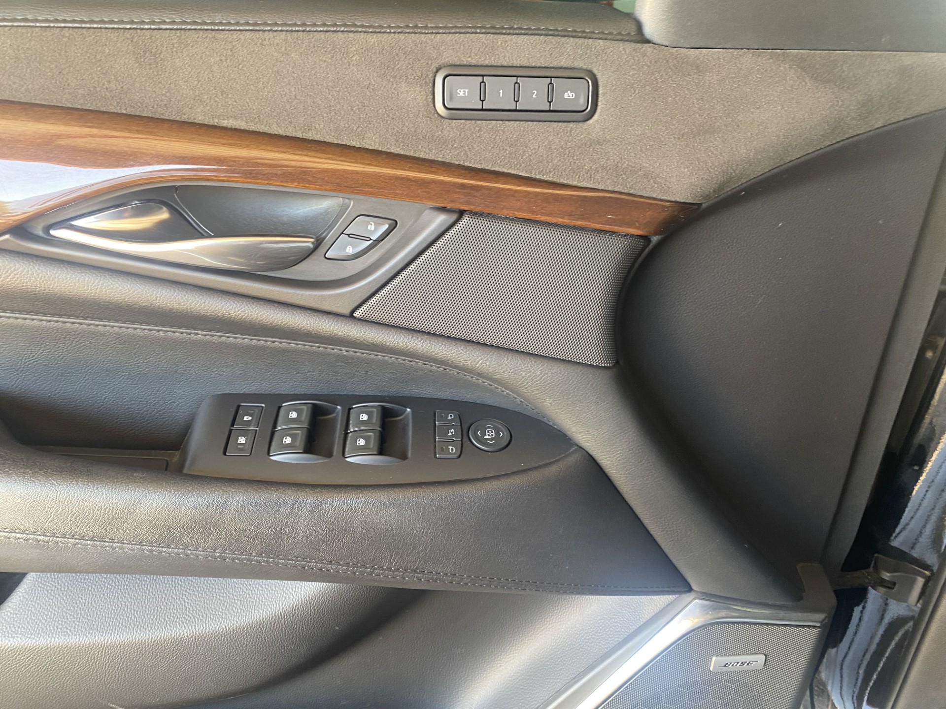 Used 2019 BLACK RAVEN Cadillac Premium Luxury image 16