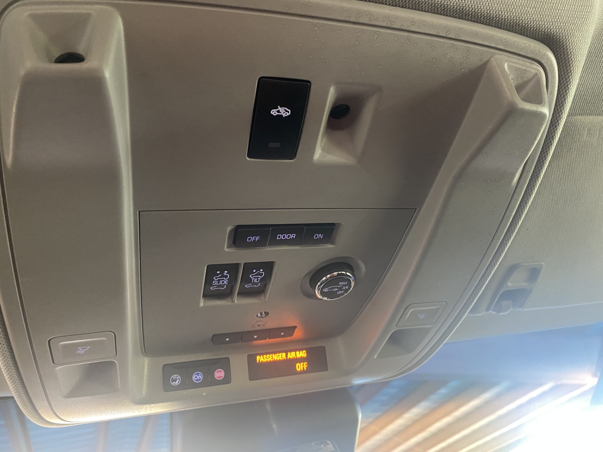 Used 2019 BLACK RAVEN Cadillac Premium Luxury image 28