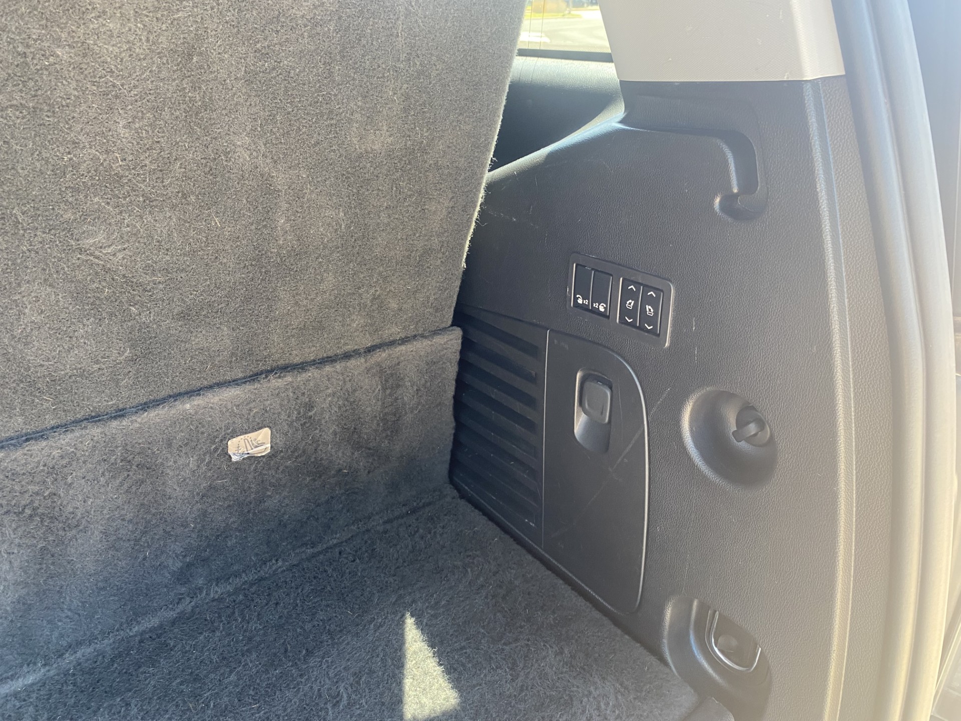 Used 2019 BLACK RAVEN Cadillac Premium Luxury image 14