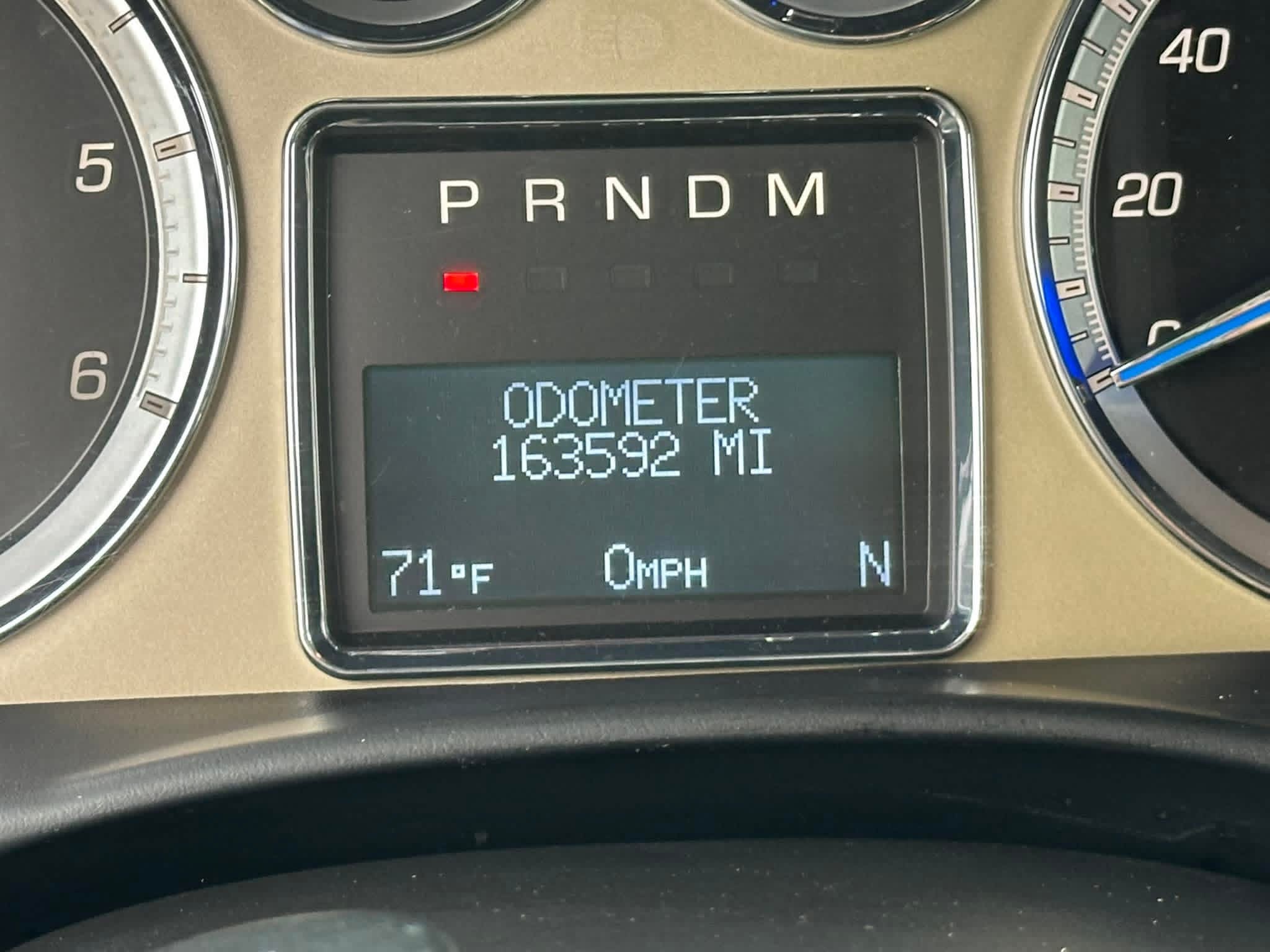 2014 Cadillac Escalade ESV Platinum photo 3