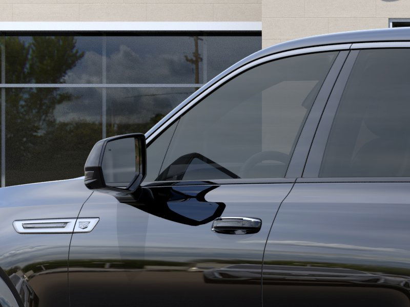 2025 Cadillac Escalade IQ Luxury photo 4