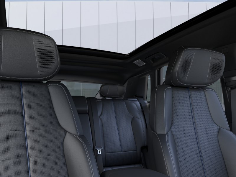 2026 Cadillac LYRIQ V - Photo 24