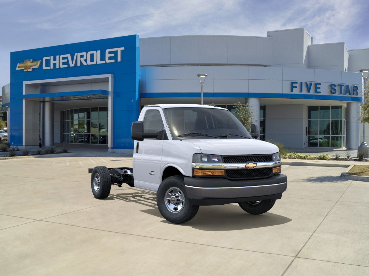2025 Chevrolet Express 3500 139" WB's photo