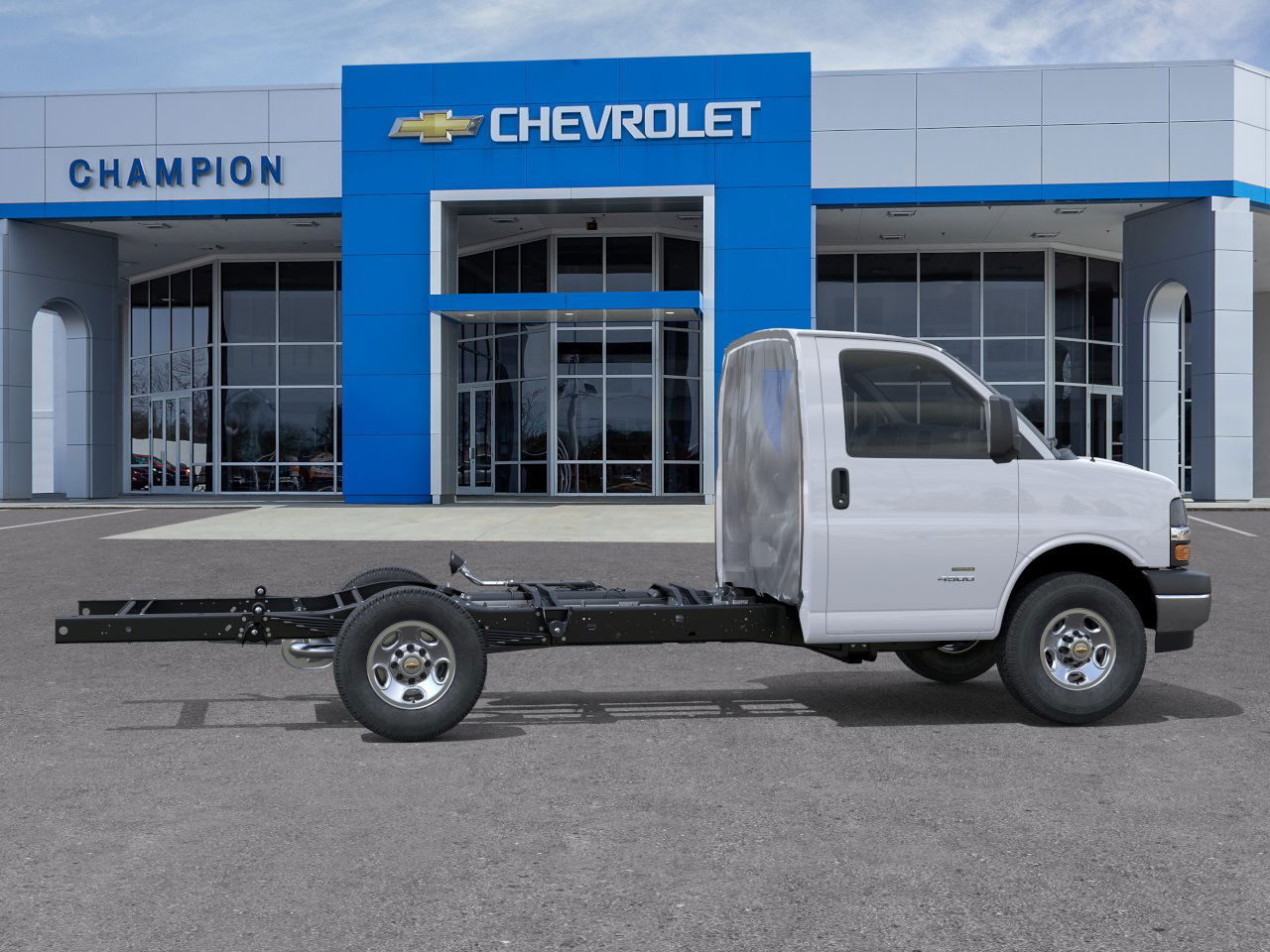 New 2026 Summit White Chevrolet 1WT image 29