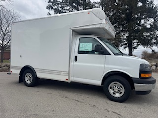 2024 Chevrolet Express Cutaway Base's photo