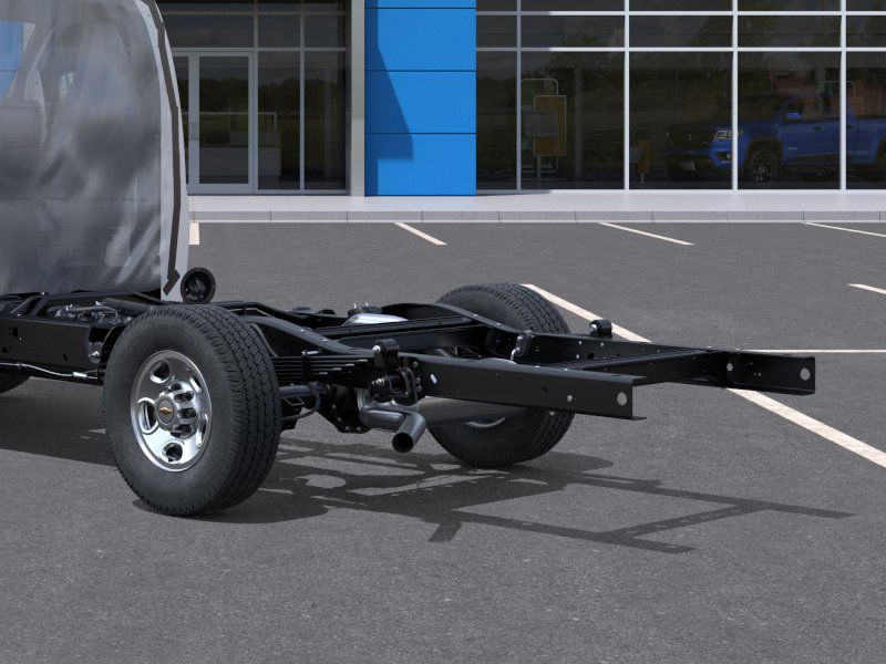 2025 Chevrolet Express Cutaway 3500 photo 10