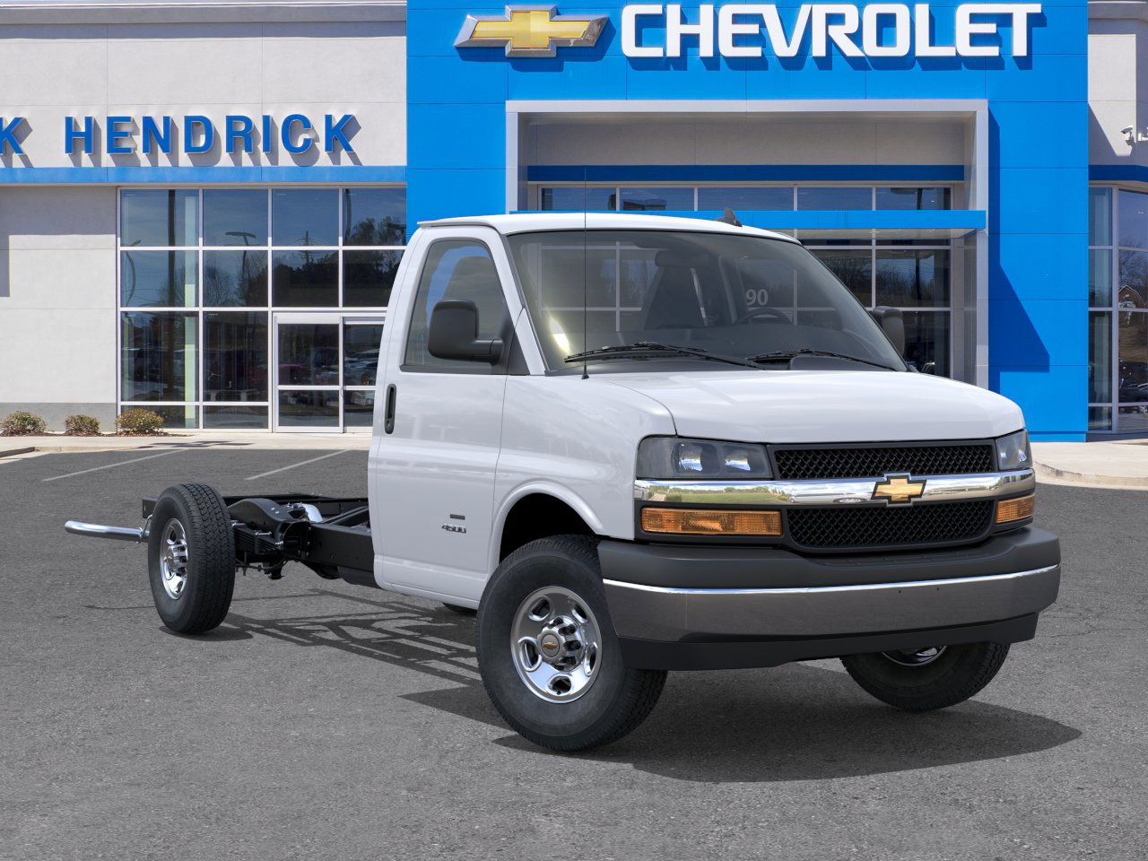 2025 Chevrolet Express Cutaway 3500 photo 3