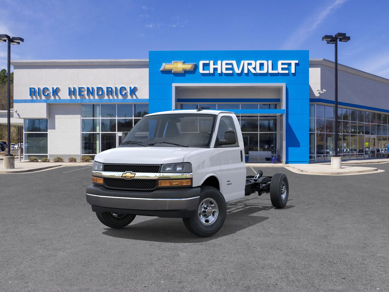 2025 Chevrolet Express Cutaway 3500 photo 4