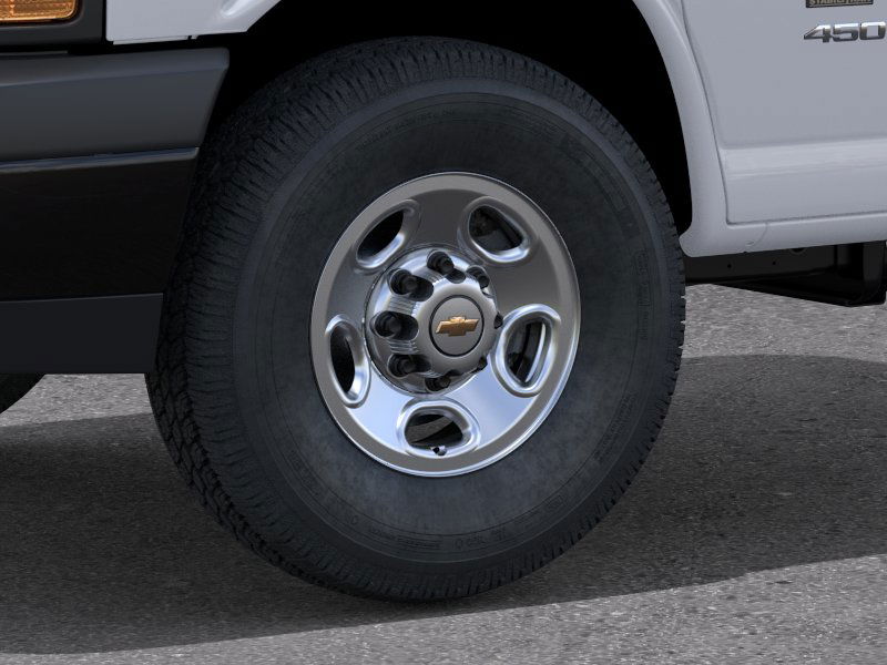 2025 Chevrolet Express Cutaway 3500 photo 9