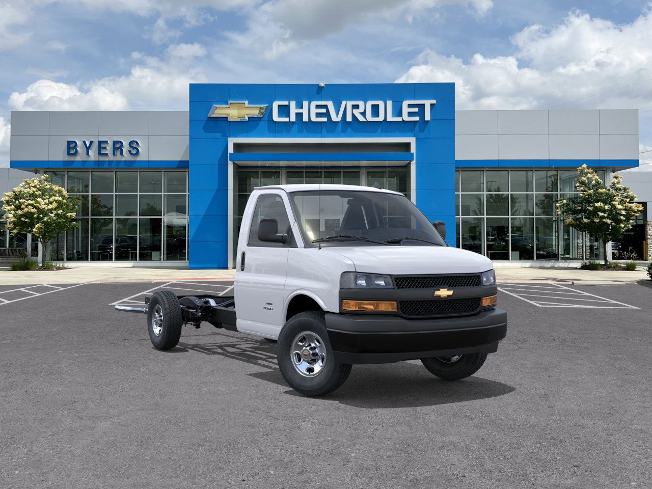 2025 Chevrolet Express Cutaway 3500 photo 23