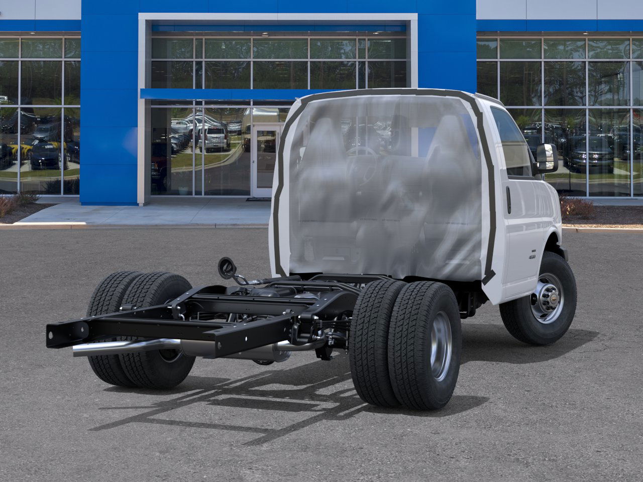 2025 Chevrolet Express Cutaway Base photo 3