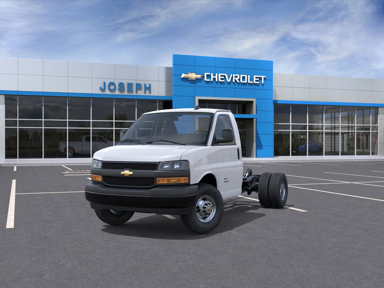 2025 Chevrolet Express 3500 Work Van photo 4