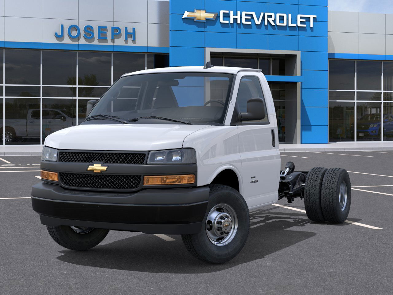 2025 Chevrolet Express 3500 Work Van photo 2