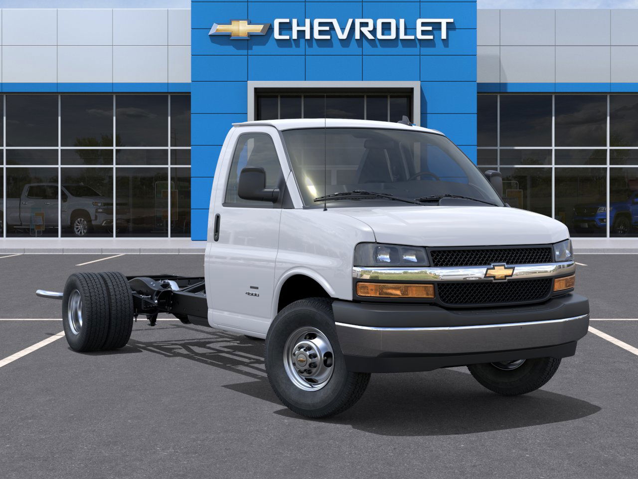 New 2025 Summit White Chevrolet 1WT image 28