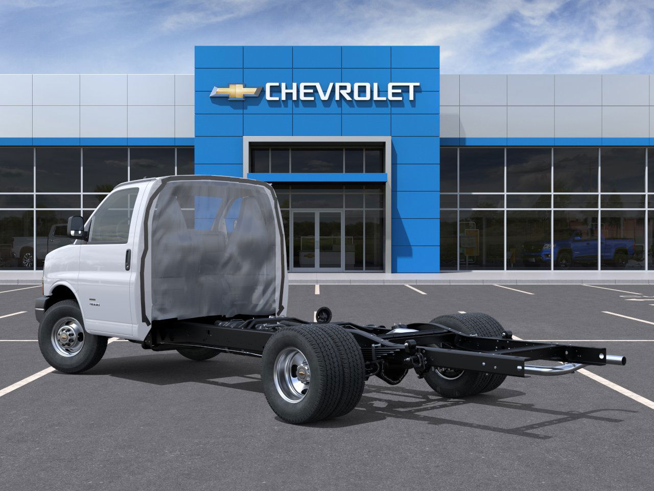 New 2025 Summit White Chevrolet 1WT image 24