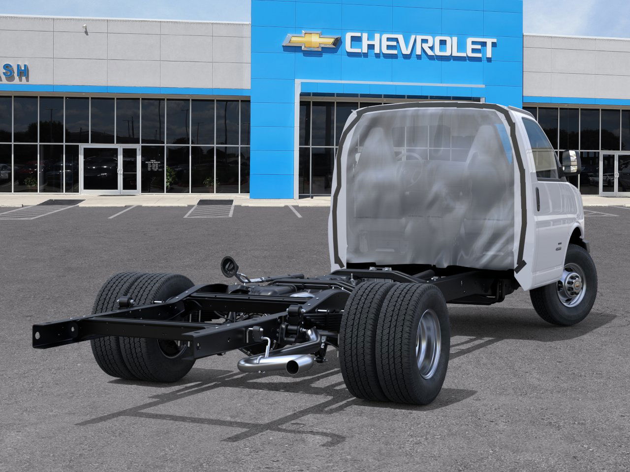 2025 Chevrolet Express Cutaway 3500 photo 4