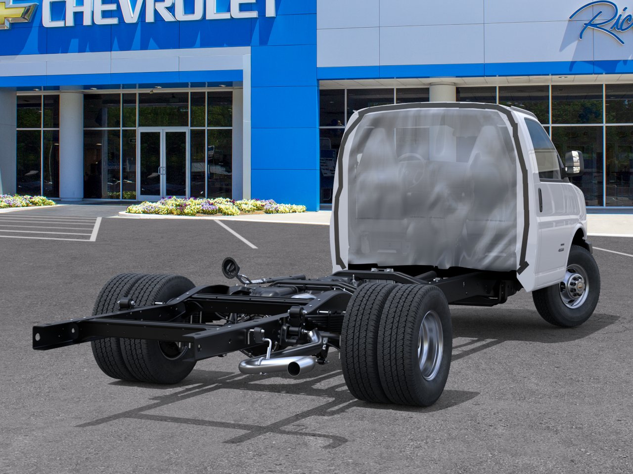Used 2025 Summit White Chevrolet 1WT image 27