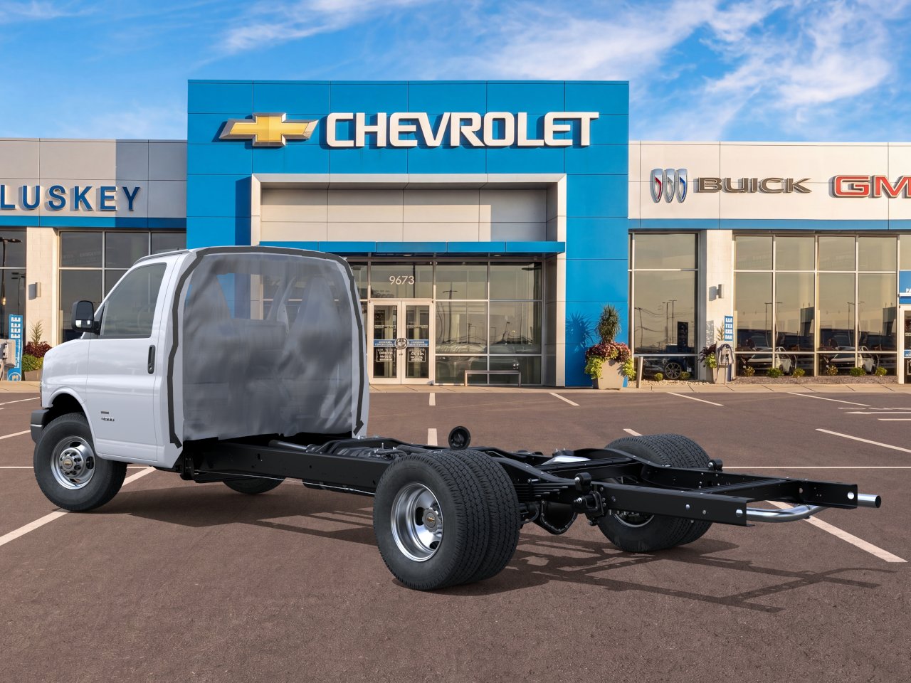 New 2026 Summit White Chevrolet 1WT image 27