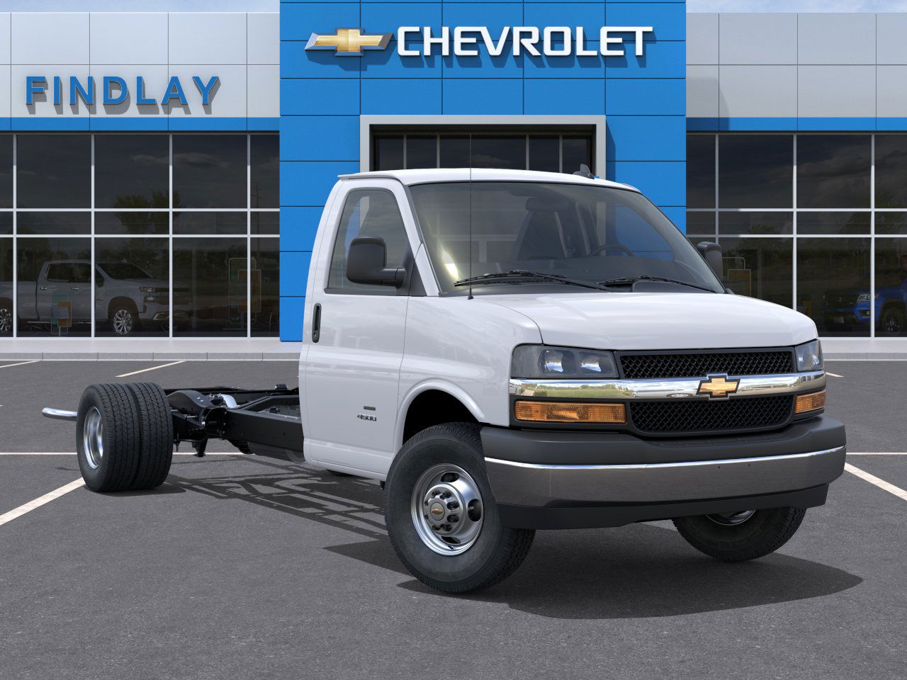 New 2025 Summit White Chevrolet 1WT image 29