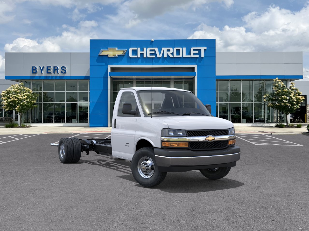 2026 Chevrolet Express Cutaway 3500 1WT