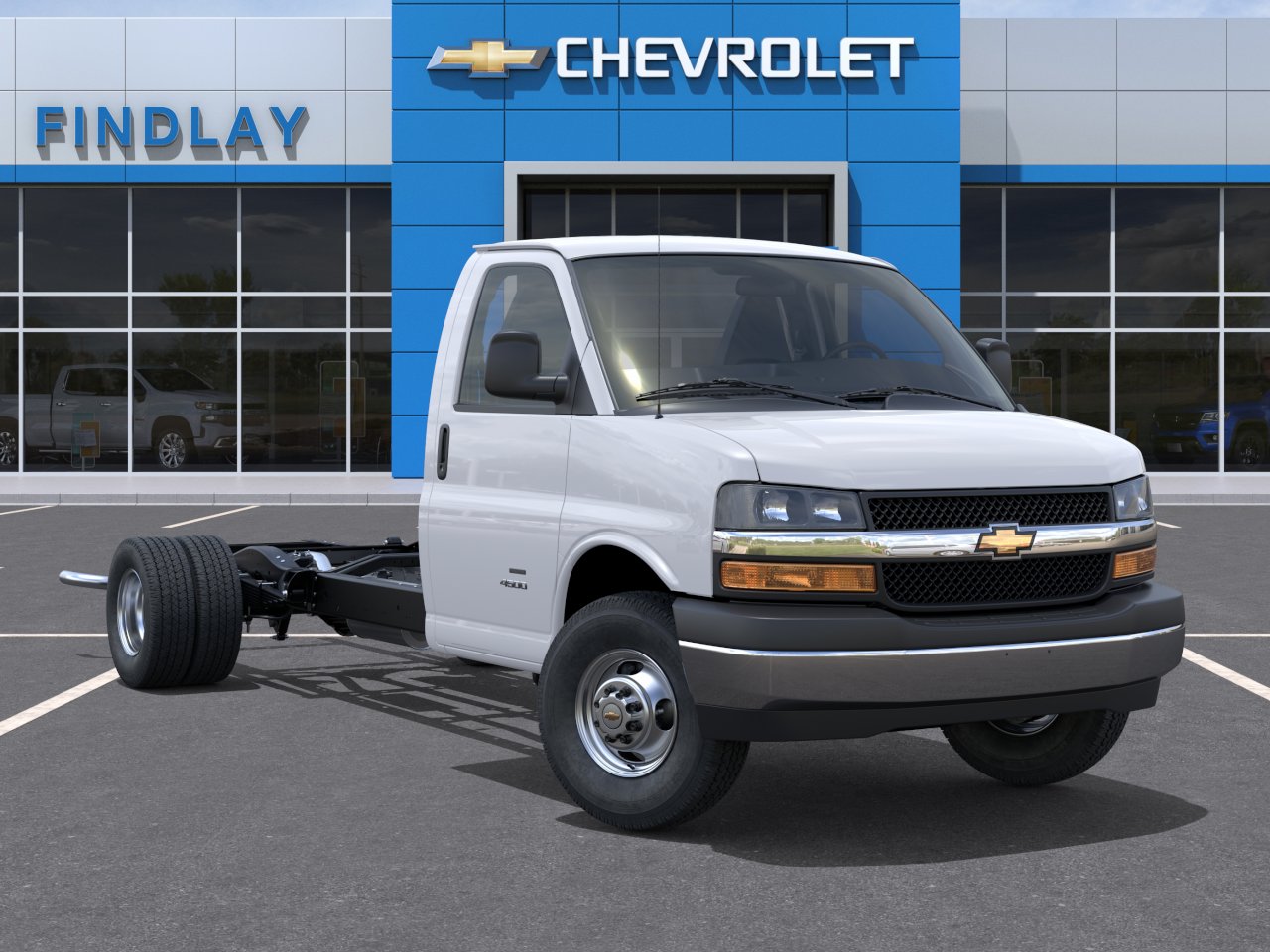 New 2026 Summit White Chevrolet 2WT image 7